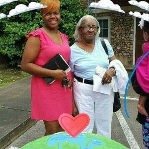 Meet your Posher, Cheneda